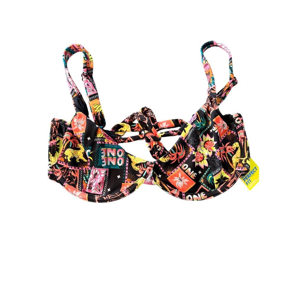 Chic New XL Bikini Top with Underwire & Adjustable Fit